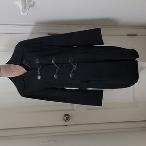Gap, Size Unknown Black Toggle Closure Coat. Gently Used Condition